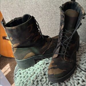 Madden Girl Green and Brown Combat Boots Lace-Up Style